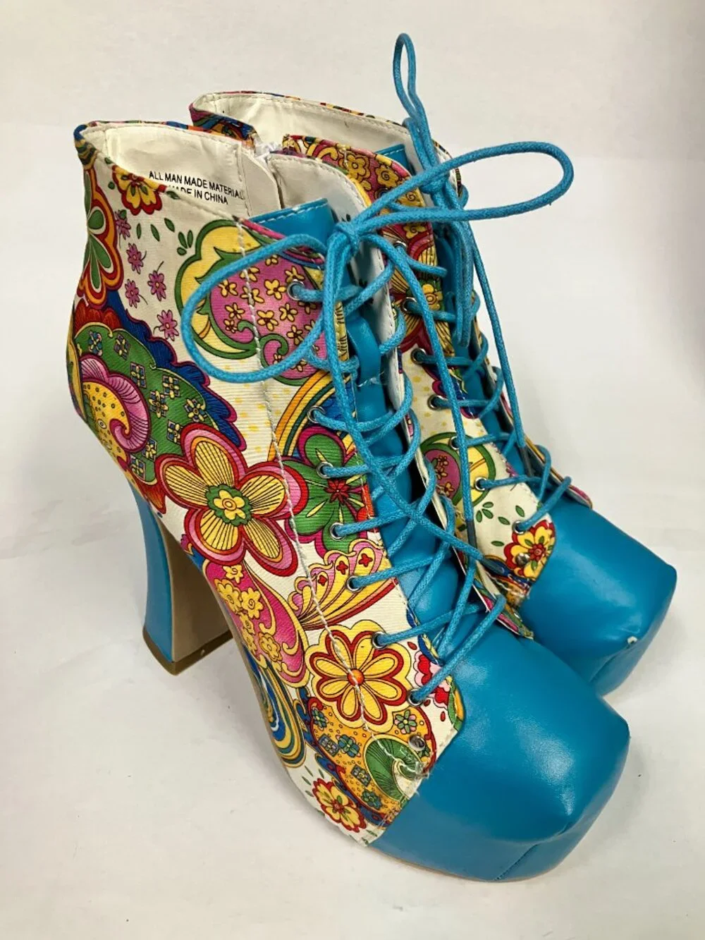 *NEVER WORN* Bumper LUEZA-02 Psychedelic Floral Platform Booties! Size 8.5. CUTE